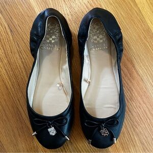 Vince Camuto black ballet flats NWOB size 5.5, fits small